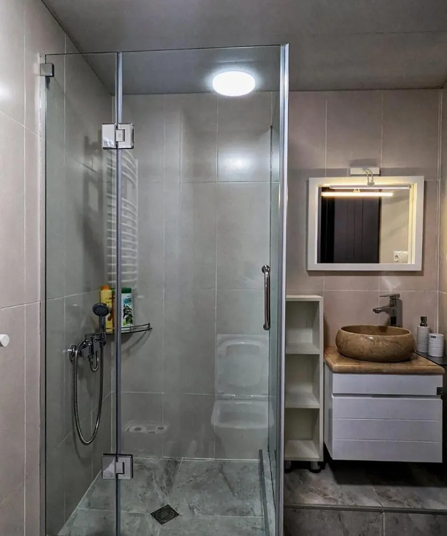 Ideal Home 트빌리시 0*,  조지아